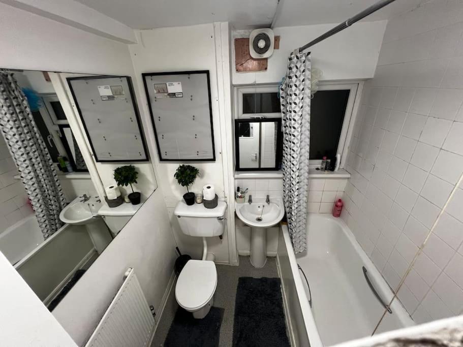1-Bed Flat With Fast Wi-Fi In Prime Location 15Mins From Central لندن المظهر الخارجي الصورة